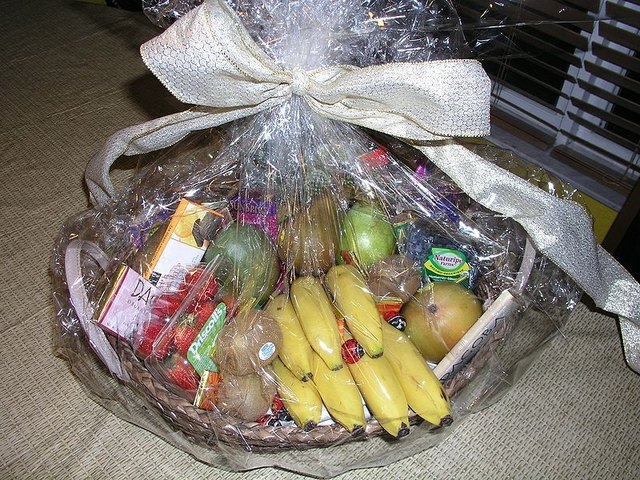 Gift baskets are always welcomed office gifts. Gift baskets are always welcomed office gifts.