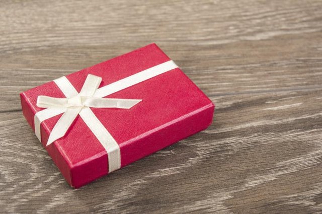 Image of a wedding gift on a table.
