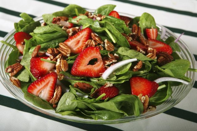 A hearty strawberry spinach salad.