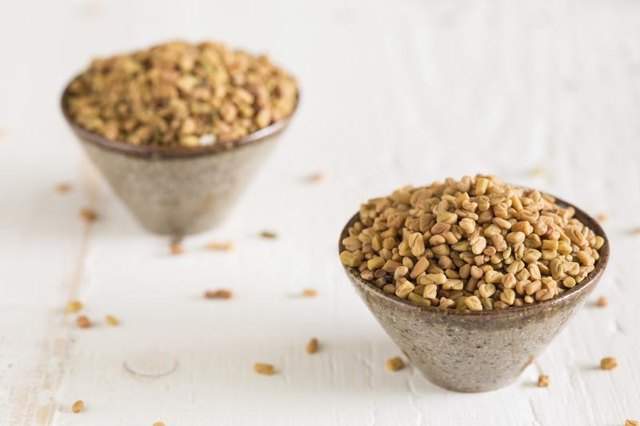 Two small bowls of fenugreek.