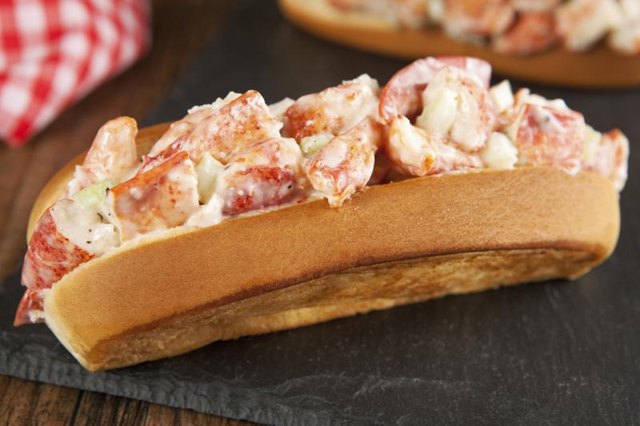 A lobster roll.