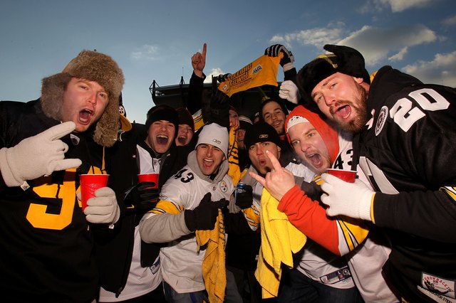 In the end, tailgating is about hanging with your friends.
