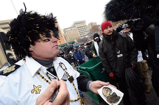 Easy-to-eat and easy-to-carry are simple tailgating theorems.