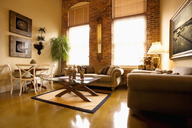 Livingroom with gold wash walls.