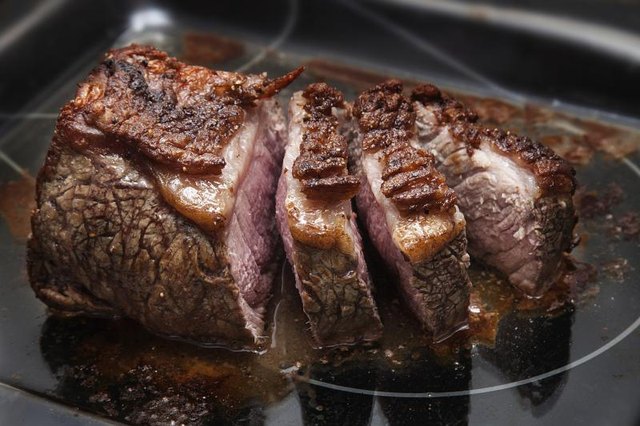 Freshly sliced sirloin roast.