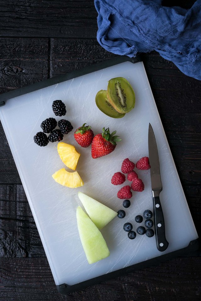 Make This Decorative Fruit Tray for Perfect Party Food | eHow