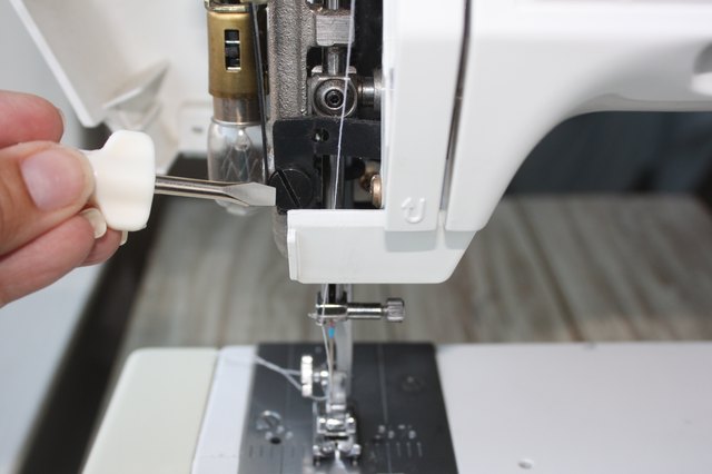 How Do You Adjust The Needle On A Singer Sewing Machine