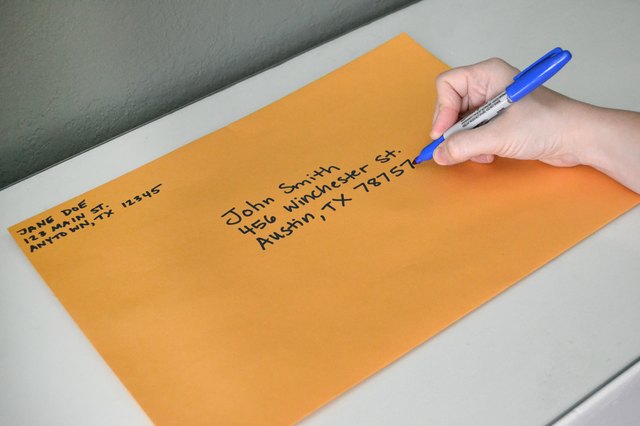 how-to-address-large-envelopes-with-pictures-ehow