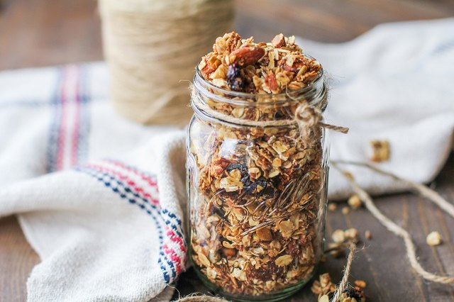 how-to-make-heart-healthy-granola-ehow