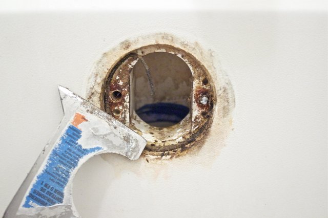 tub overflow gasket replacement