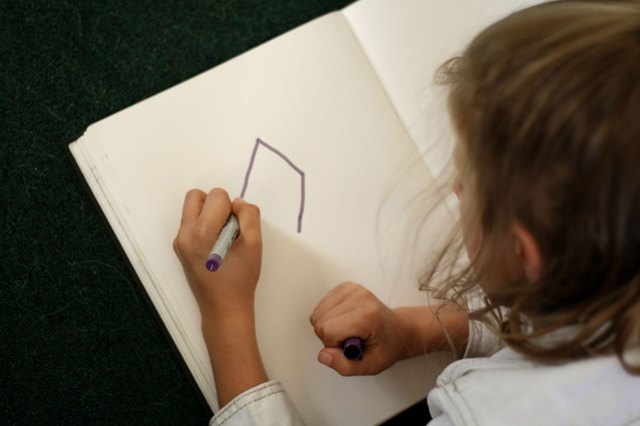 ideas-for-teaching-the-diamond-shape-to-preschoolers