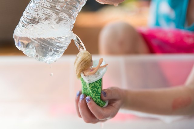 ideas-for-sand-water-play-for-preschoolers-with-pictures-ehow