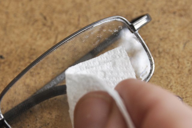 How to Remove Super Glue From Plastic Lenses (with Pictures) | eHow