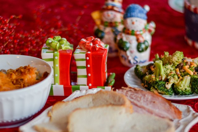 Ideas for Christmas Party Food (with Pictures) | eHow