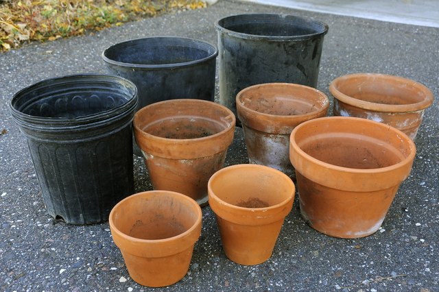 potting-soil-0-9-cubic-feet