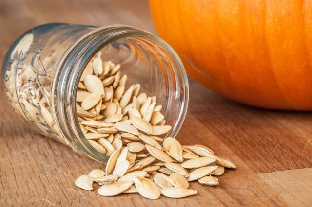 How to Bake Pumpkin Seeds How to Bake Pumpkin Seeds