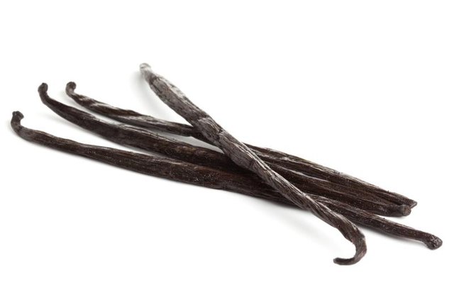 For best results, use organically grown vanilla pods. For best results, use organically grown vanilla pods.