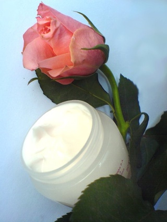The same cold cream used to cleanse your face removes pepper spray from clothing.