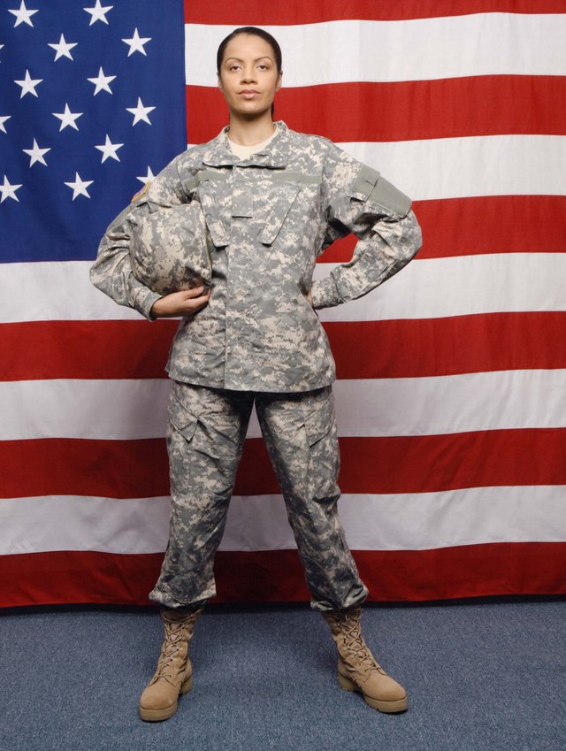 Females in the Army must be at least 4' 10"
