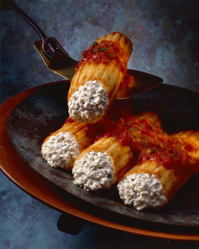 Lasagna with ricotta cheese.