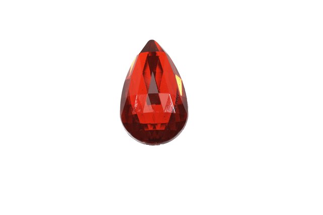 A brillianat cut tends to be oval shaped.