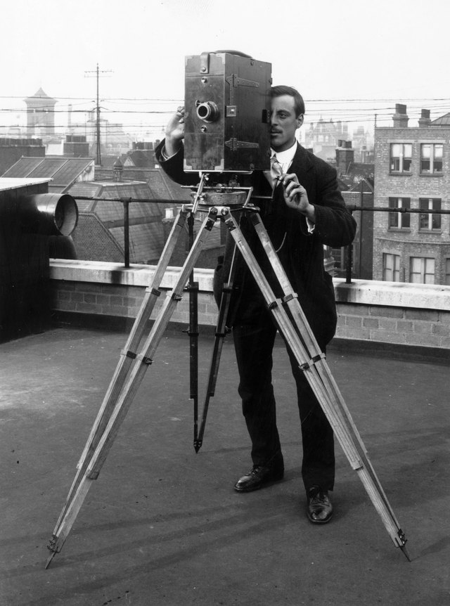 A kinetograph camera, July 1, 1912