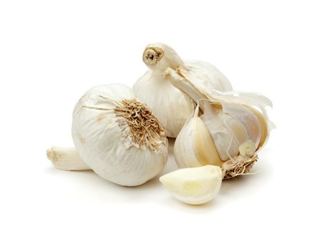 Enjoy raw garlic in sauces like pesto or chimichurri.