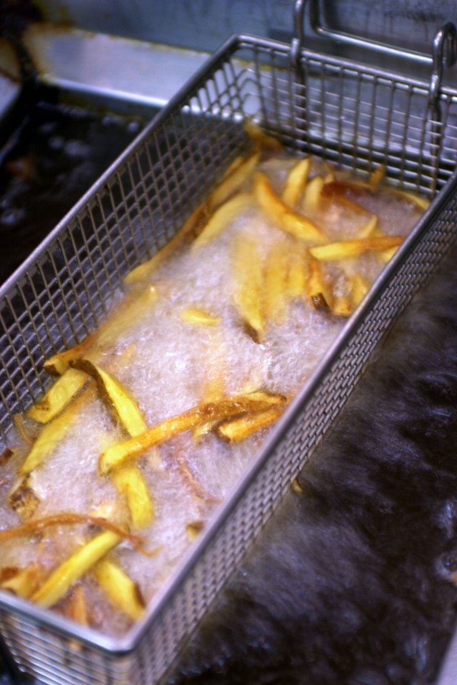 Environmental odors, such as those in fried food oil, can seep into clothing.