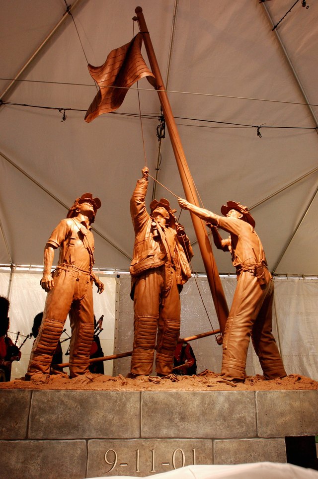 Clay sculpture of "Flag raising at Ground Zero" unveiled in Brooklyn Clay sculpture of "Flag raising at Ground Zero" unveiled in Brooklyn