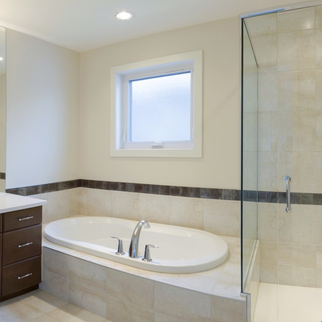 How Much Does It Cost To Install A Bathtub With Pictures Ehow Installing A Bathtub