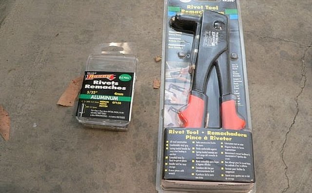 Rivet tool
