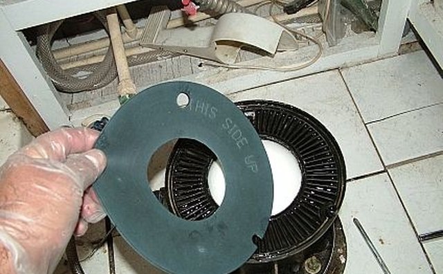 Teflon seal, install this side up.