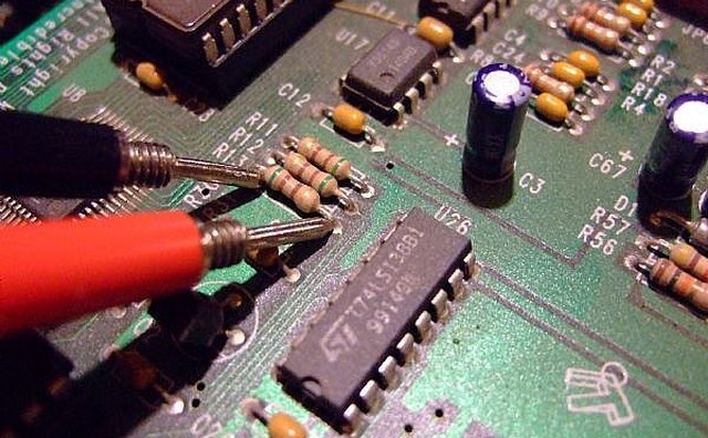 Touch probes on each terminal of the resistor