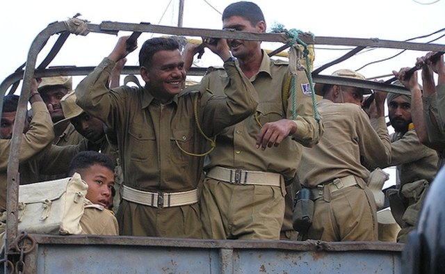 tracyhunter: flickr.com An Indian truck with Indian Military men