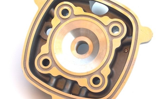 This cylinder head for a one cylinder engine shows the thin head gasket indentation.