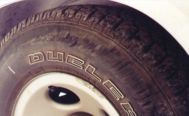 Make your tires look new and scuff-free by applying an easy-to-use product.