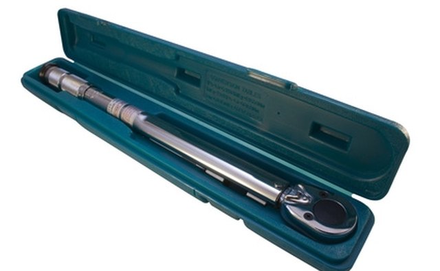 Torque wrench.