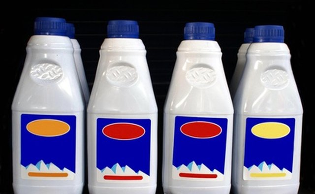 A 50/50 mix of water and antifreeze provides maximum protection.