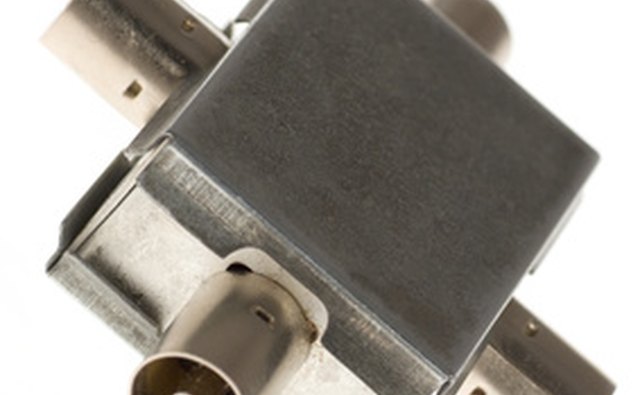 An example of a cable splitter.