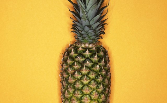 Housewarming pineapples never go out of style.
