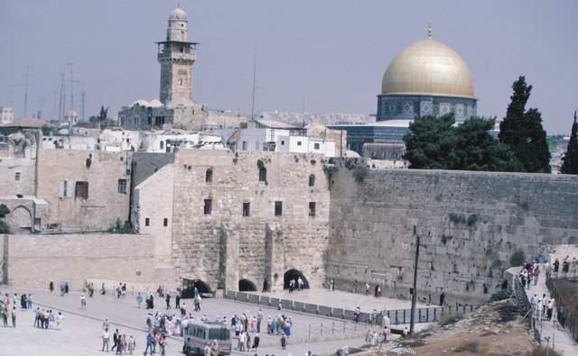 Political Zionism sought the establishment of a Jewish state in Palestine.