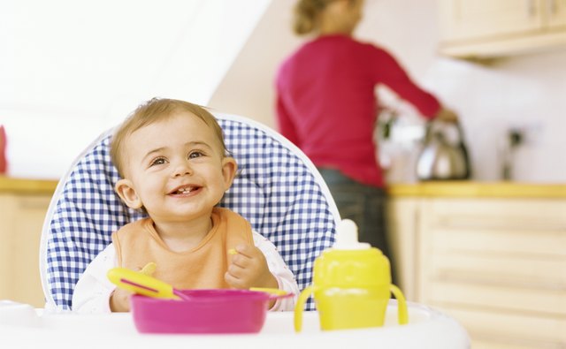 Use play feeding mats so baby is entertained while you cook.