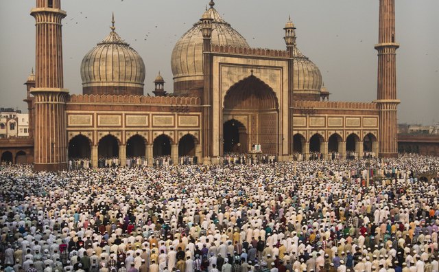 Festivals such as Eid encourage adornment with perfume.