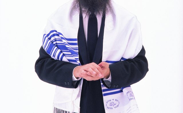 A rabbi wearing a tallith.