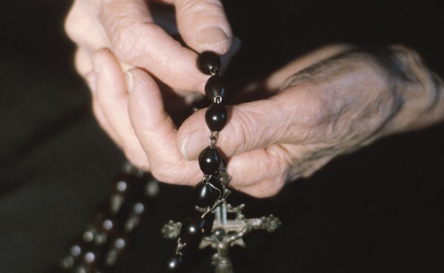 Anyone may participate in a Catholic rosary vigil.