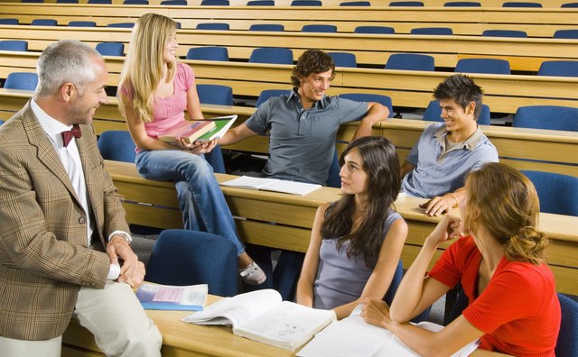 Despite a total enrollment of over 92,000, Liberty maintains a 19:1 student to teacher ratio.
