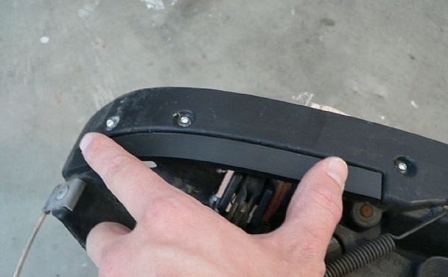Side tacking strip