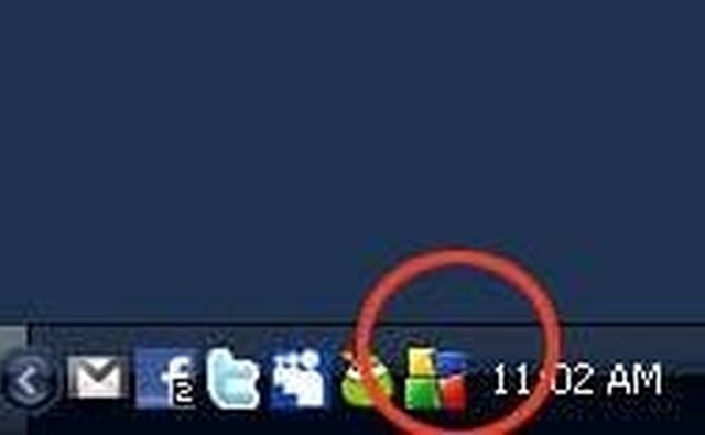 System tray with AVG antivirus icon circled