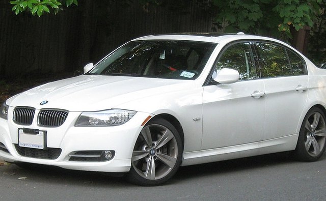 The BMW 335 can reach 0-60 mph in 4.8 seconds.