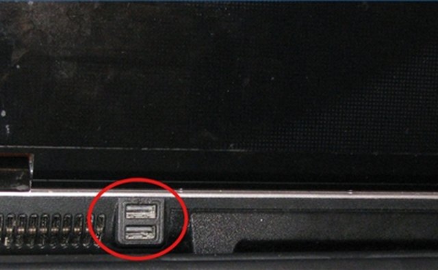 Laptop USB ports